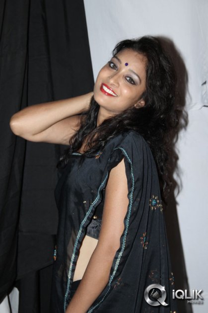 Akshitha-at-Mellaga-Tattindi-Manasu-Talupu-Movie-Audio-Launch